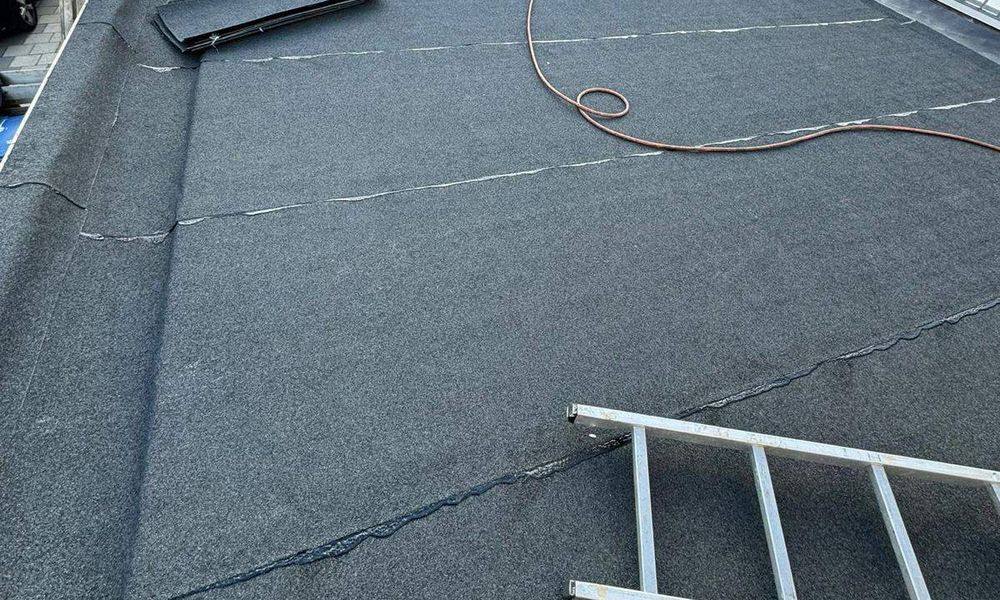 Bitumen Dak Nuth